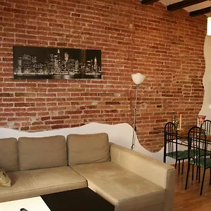 Rustic 2 Bedroom Poble Sec Barcelona
